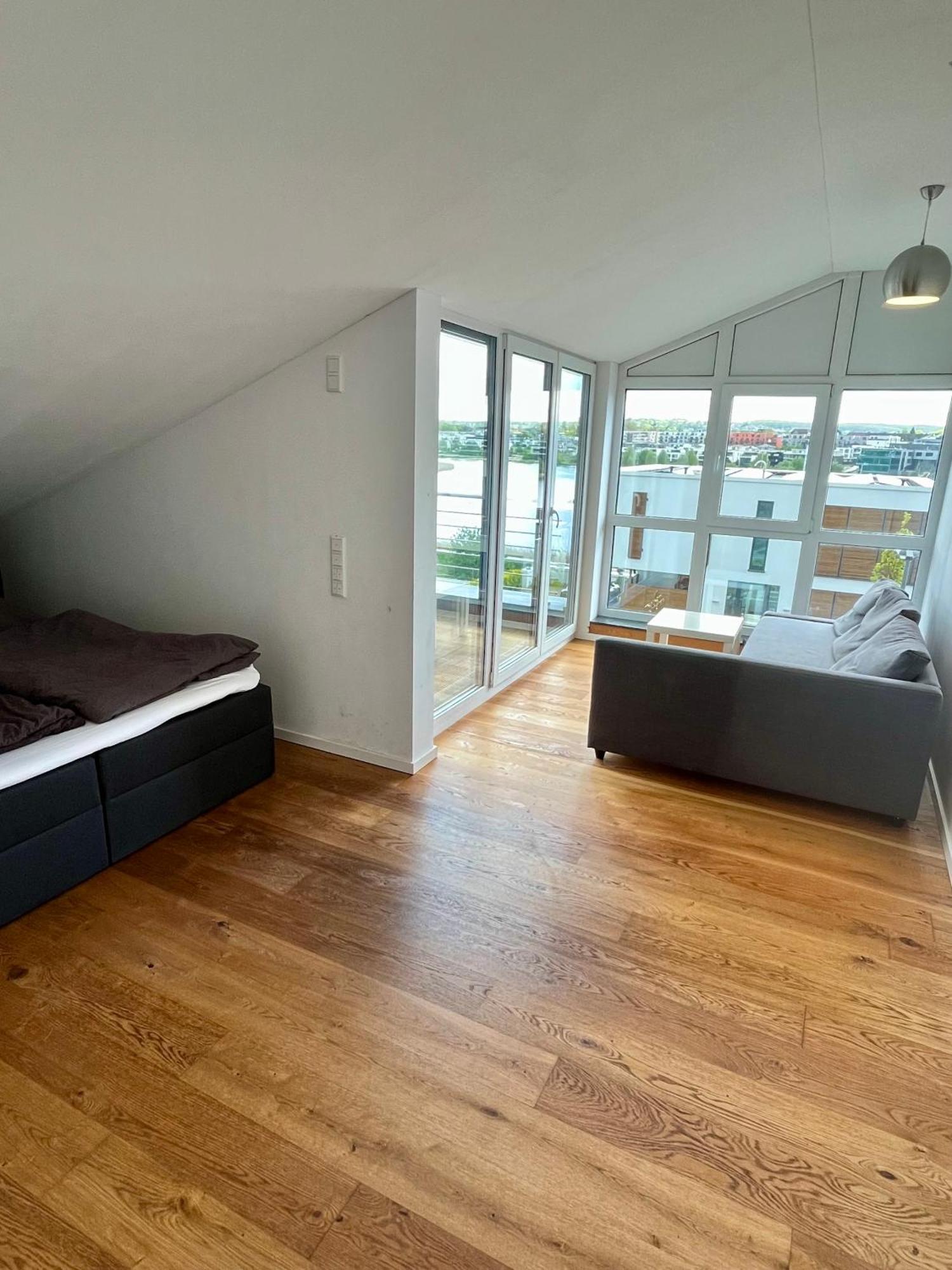 Haus Mit Panoramablick Auf Den Phoenixsee Dortmund Exterior foto